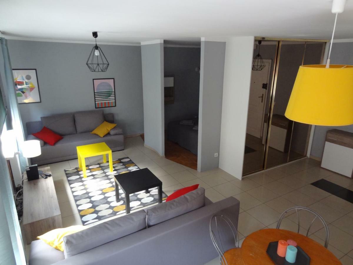 Apartament Szczytna No'10 Torun Bagian luar foto